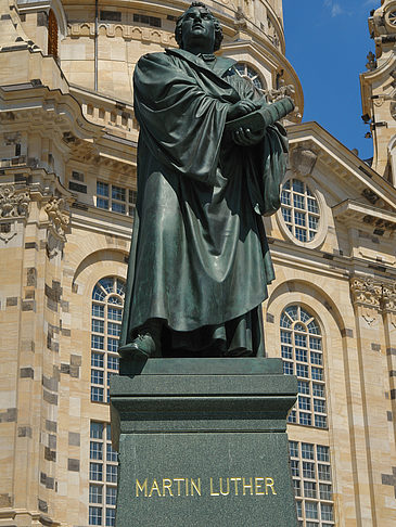 Foto Frauenkirche und Lutherdenkmal - Dresden