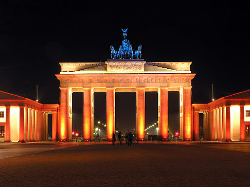 Brandenburger Tor bei Nacht Fotos