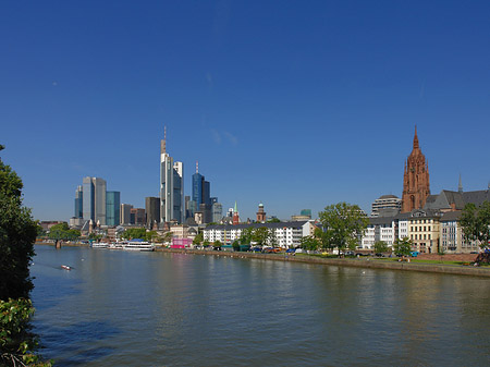 Foto Skyline von Frankfurt mit Kaiserdom - Frankfurt am Main