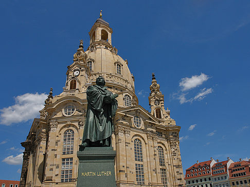 Frauenkirche und Lutherdenkmal